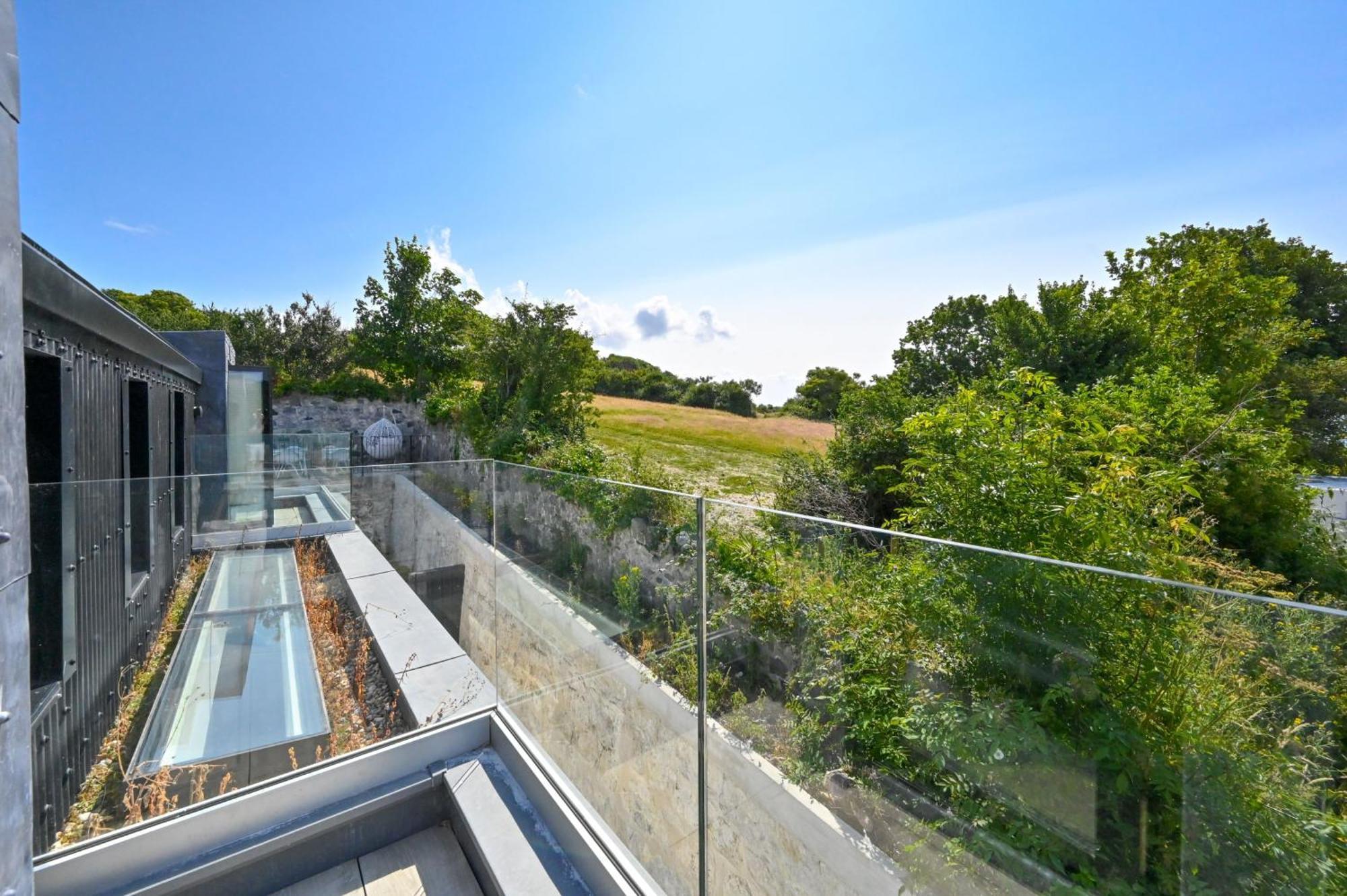1 The Nest - Luxury Modern House Nr Beach & Bars With Sea Views & Free Parking Villa Charlestown  Exterior foto